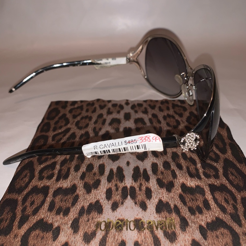 Sunglasses - Picture 3 of 4